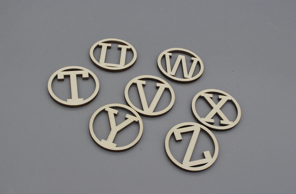 Geschenkanhänger Monogramm / Anfangsbuchstabe rund Ø 5cm | Geburstag | Weihnachten