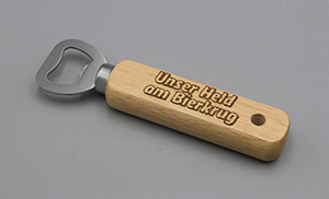 Flaschenöffner / Kapselheber mit Wunschgravur und Spruch "Unser Held am Bierkrug"
